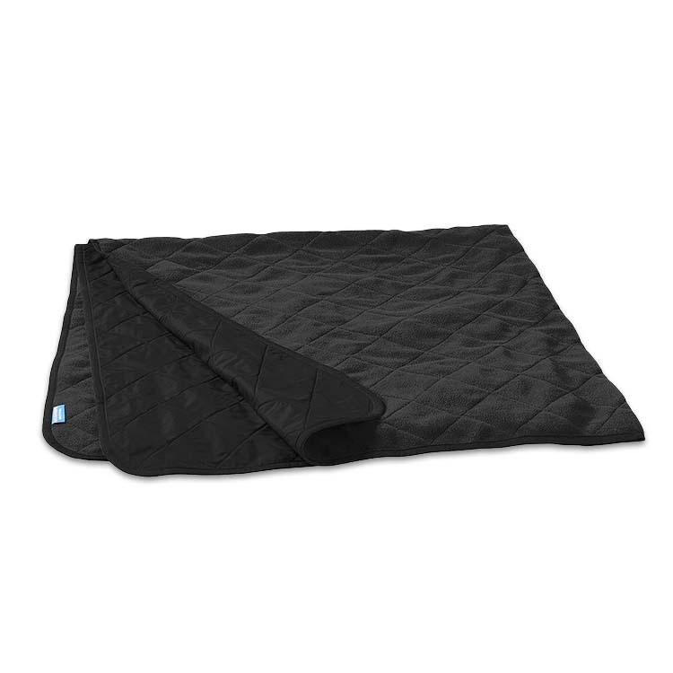 MagnaFlow Multi-Purpose Blanket & MagLite Combo Set