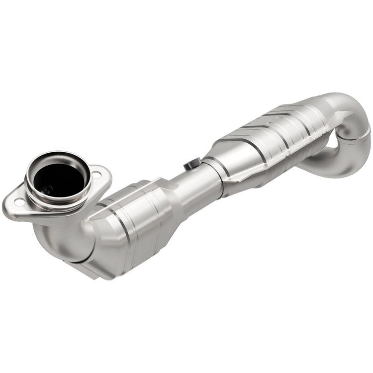 MagnaFlow 2003-2004 Ford Expedition HM Grade Federal / EPA Compliant Direct-Fit Catalytic Converter
