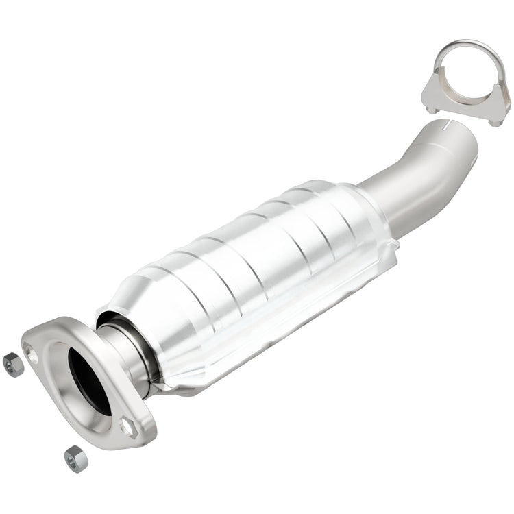 MagnaFlow 2004-2010 Toyota Sienna OEM Grade Federal / EPA Compliant Direct-Fit Catalytic Converter
