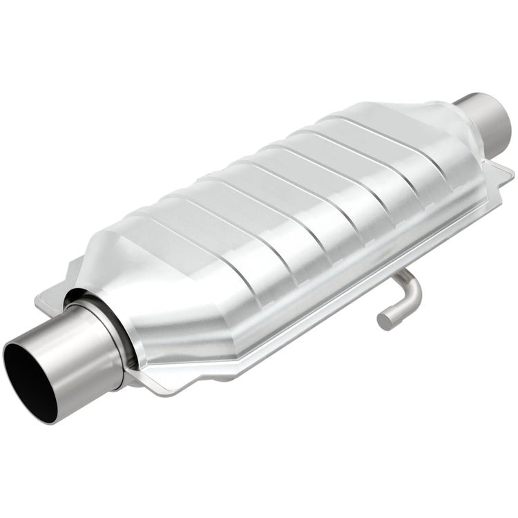 MagnaFlow OEM Grade Federal / EPA Compliant Universal Catalytic Converter 95016